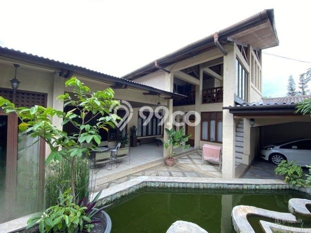 Rumah Elit LB 296m2 Siap Huni Desain Elegan di Geger Kalong, Bandung Rumah Elit LB 296m2 Siap Huni Desain Elegan di Geger Kalong, Bandung