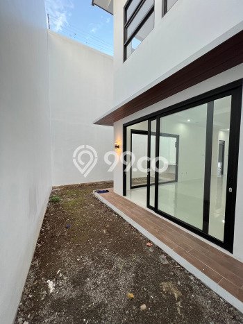 Rumah Sewa Bandung LT 190m2 LB 168m2 Area Cikutra Rumah Sewa Bandung LT 190m2 LB 168m2 Area Cikutra