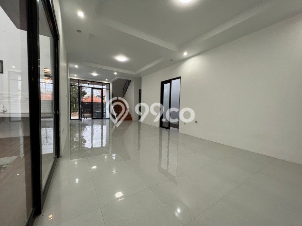 Rumah Sewa Bandung LT 190m2 LB 168m2 Area Cikutra Rumah Sewa Bandung LT 190m2 LB 168m2 Area Cikutra