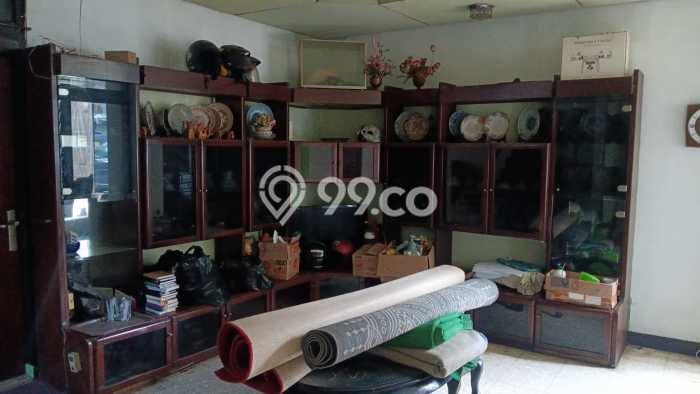 Rumah Elit LB 400m2 Siap Huni Desain Elegan di Buah Batu, Bandung Rumah Elit LB 400m2 Siap Huni Desain Elegan di Buah Batu, Bandung