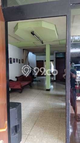 Rumah Elit LB 400m2 Siap Huni Desain Elegan di Buah Batu, Bandung Rumah Elit LB 400m2 Siap Huni Desain Elegan di Buah Batu, Bandung
