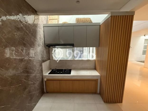 Dijual Hunian Rumah Terawat 6 KT di Soekarno Hatta, Bandung Dijual Hunian Rumah Terawat 6 KT di Soekarno Hatta, Bandung