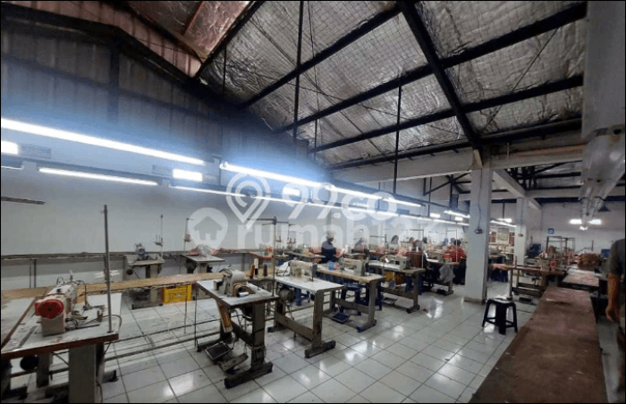 Unit Gudang Dijual di Bandung LT 646m2 & LB 400m2 Unit Gudang Dijual di Bandung LT 646m2 & LB 400m2