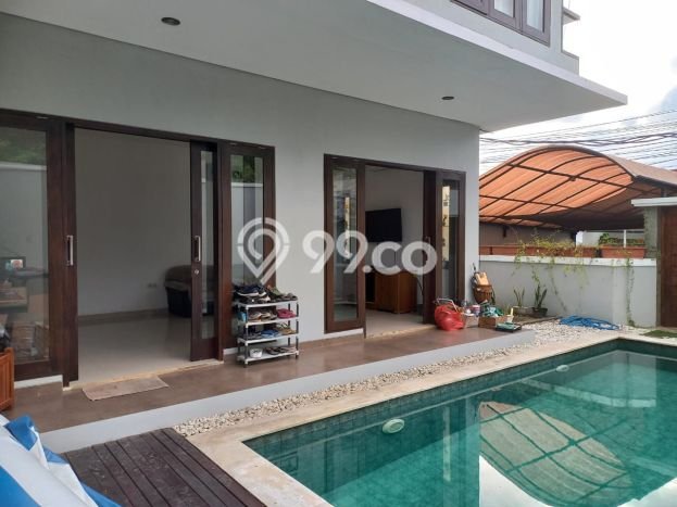 Disewakan! Rumah 3 Kamar Tidur &
3 Kamar Mandi di Jimbaran, Badung Disewakan! Rumah 3 Kamar Tidur &
3 Kamar Mandi di Jimbaran, Badung