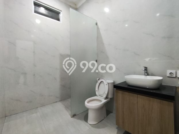 Rumah di Umalas, Dekat Tol, 3 KM, LT 250m² LB 125m² Rumah di Umalas, Dekat Tol, 3 KM, LT 250m² LB 125m²