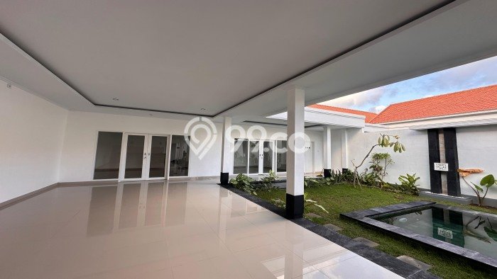 Disewakan! Rumah 2 Kamar Tidur &
3 Kamar Mandi di canggu, Badung Disewakan! Rumah 2 Kamar Tidur &
3 Kamar Mandi di canggu, Badung