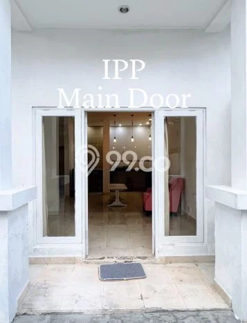 PILIHAN TEPAT! Rumah kawasan Seminyak, 1 KT, Dekat Sekolah, Luas 100m² Bangunan 100m² PILIHAN TEPAT! Rumah kawasan Seminyak, 1 KT, Dekat Sekolah, Luas 100m² Bangunan 100m²