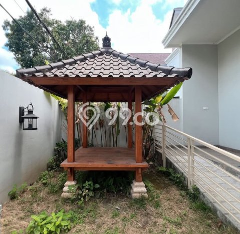 For Sale! Luxury House LT 160m2 Desain Elegan di Jimbaran For Sale! Luxury House LT 160m2 Desain Elegan di Jimbaran