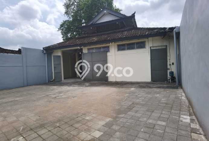 Disewakan Gudang Premium Kawasan Denpasar Utara, Luas 300m2m², Lokasi Komersial, Jalan Bagus Disewakan Gudang Premium Kawasan Denpasar Utara, Luas 300m2m², Lokasi Komersial, Jalan Bagus