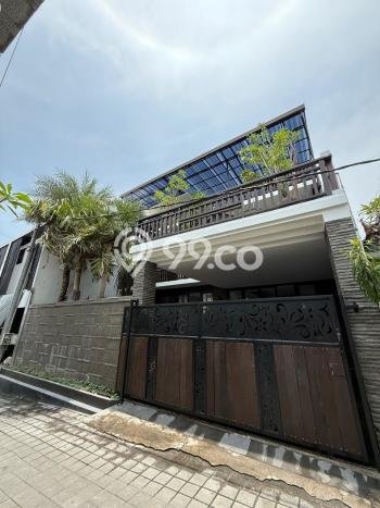 Rumah Disewakan Badung LT 180m2 LB 111m2 Kawasan Canggu Rumah Disewakan Badung LT 180m2 LB 111m2 Kawasan Canggu