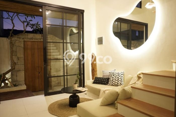 Ready to Use! Premium House LT 96m2 Desain Modern di Seminyak Ready to Use! Premium House LT 96m2 Desain Modern di Seminyak