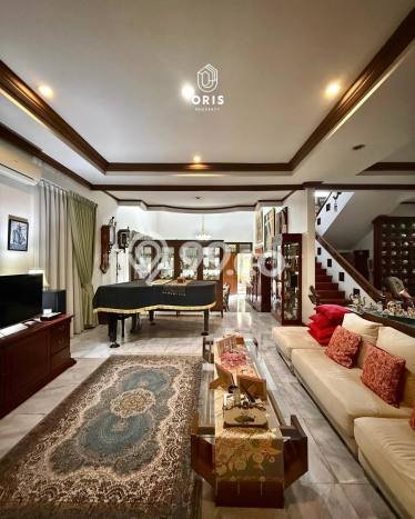 Rumah Elit Modern Siap Huni di Lebak Bulus Jakarta Selatan Rumah Elit Modern Siap Huni di Lebak Bulus Jakarta Selatan