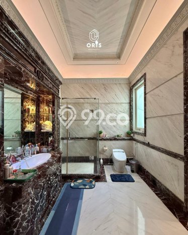Rumah Mewah Siap Huni LT 549m2 di Kelapa Gading, Jakarta Utara Rumah Mewah Siap Huni LT 549m2 di Kelapa Gading, Jakarta Utara