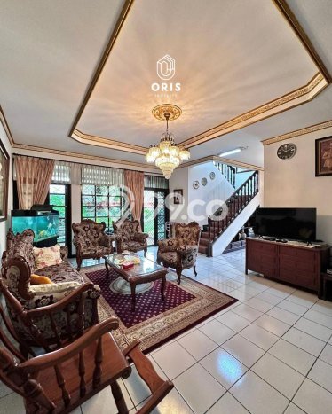 Rumah Luxury Modern Tanpa Renovasi di Pondok Indah Jakarta Selatan Rumah Luxury Modern Tanpa Renovasi di Pondok Indah Jakarta Selatan
