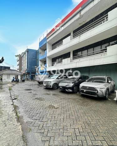 Lokasi Strategis! Dijual Ruko Bisnis di Kebayoran Baru, Jakarta Selatan Kondisi Bagus Lokasi Strategis! Dijual Ruko Bisnis di Kebayoran Baru, Jakarta Selatan Kondisi Bagus