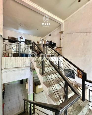 Komersial Dijual di Jakarta Selatan LT 321m2 & LB 200m2 Lokasi Terbaik! Komersial Dijual di Jakarta Selatan LT 321m2 & LB 200m2 Lokasi Terbaik!