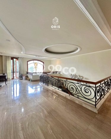 Dijual Rumah Luas Megah Dengan View Cantik di Pondok Indah, Jakarta Selatan Dijual Rumah Luas Megah Dengan View Cantik di Pondok Indah, Jakarta Selatan