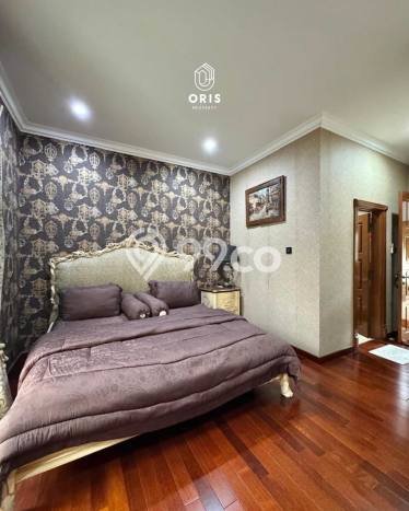 For Sale! Luxury House LT 410m2 Desain Elegan di Pondok Indah For Sale! Luxury House LT 410m2 Desain Elegan di Pondok Indah