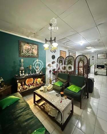 Rumah Modern Cantik 5 KT Siap Huni di Tebet Rumah Modern Cantik 5 KT Siap Huni di Tebet