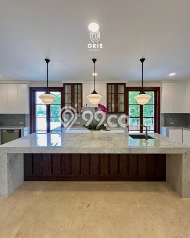 Jual Rumah Mewah Elegan Dengan View Eksklusif di Kemang, Jakarta Selatan Jual Rumah Mewah Elegan Dengan View Eksklusif di Kemang, Jakarta Selatan