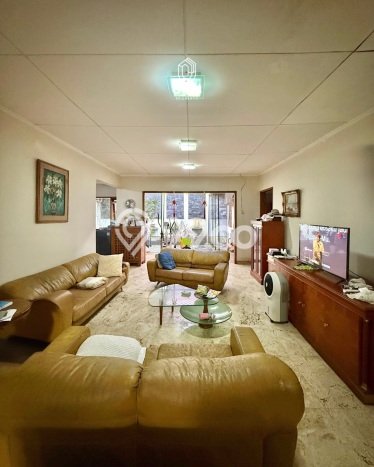 Ready to Use! Luxury House LT 433m2 Desain Elegan di Kalibata Ready to Use! Luxury House LT 433m2 Desain Elegan di Kalibata