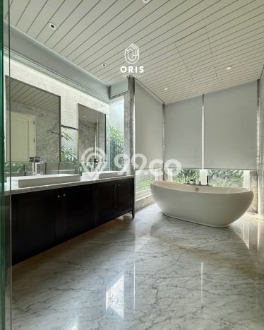 Best Deal Hunian Premium Ideal dan Luas di Kebayoran Baru, Jakarta Selatan Best Deal Hunian Premium Ideal dan Luas di Kebayoran Baru, Jakarta Selatan