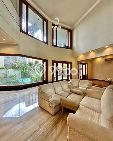 Dijual Rumah Luas Megah Dengan View Cantik di Pondok Indah, Jakarta Selatan Dijual Rumah Luas Megah Dengan View Cantik di Pondok Indah, Jakarta Selatan