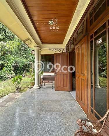 Ready to Use! Luxury House LT 765m2 Desain Modern di Cipete Ready to Use! Luxury House LT 765m2 Desain Modern di Cipete