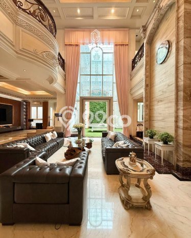 Rumah Mewah Siap Huni LT 549m2 di Kelapa Gading, Jakarta Utara Rumah Mewah Siap Huni LT 549m2 di Kelapa Gading, Jakarta Utara