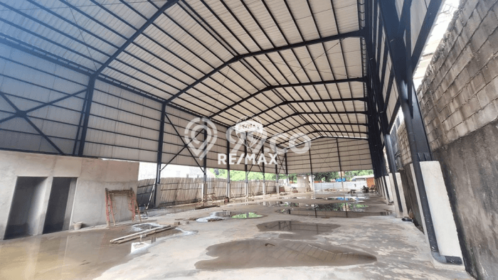 Unit Kantor disewakan di Bogor Selatan Bogor dengan LT 969m2 / LB 855m2 Unit Kantor disewakan di Bogor Selatan Bogor dengan LT 969m2 / LB 855m2