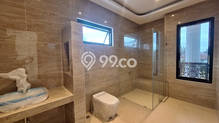 Rumah Sewa Tangerang LT 350m2 LB 1000m2 Area Lippo Karawaci Rumah Sewa Tangerang LT 350m2 LB 1000m2 Area Lippo Karawaci