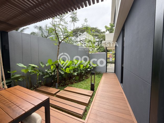 For Sale! Luxury House LT 115m2 Desain Modern di Lippo Karawaci For Sale! Luxury House LT 115m2 Desain Modern di Lippo Karawaci
