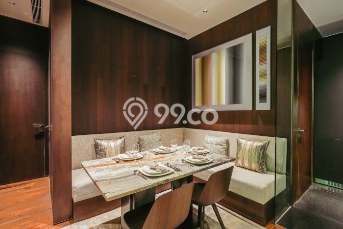 FOR SALE Hunian Apartemen Luxury di Kebayoran Baru dengan 2 Kamar Tidur & Luas 131m2 FOR SALE Hunian Apartemen Luxury di Kebayoran Baru dengan 2 Kamar Tidur & Luas 131m2