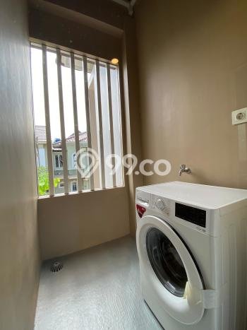 Rumah Elit Modern Tanpa Renovasi di Gading Serpong Tangerang Rumah Elit Modern Tanpa Renovasi di Gading Serpong Tangerang