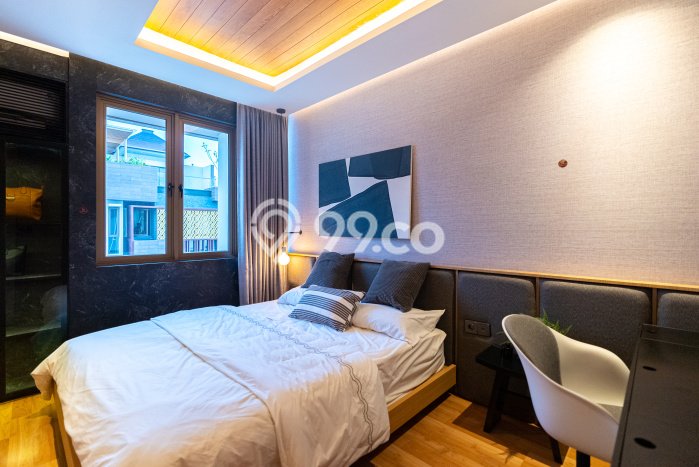 Hot Offer Hunian Mewah Ideal dan Luas di Karang Tengah, Tangerang Hot Offer Hunian Mewah Ideal dan Luas di Karang Tengah, Tangerang