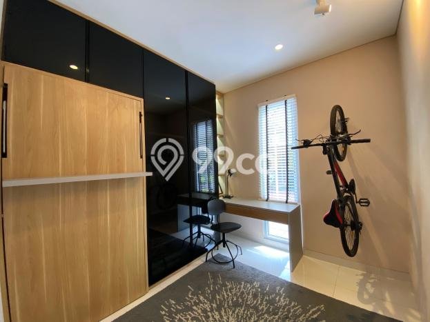 Dijual Rumah Mewah Megah Dengan View Eksklusif di Gading Serpong, Tangerang Dijual Rumah Mewah Megah Dengan View Eksklusif di Gading Serpong, Tangerang