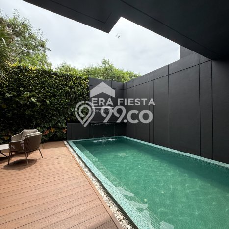 For Sale! Luxury House LT 160m2 Desain Elegan di Lippo Karawaci For Sale! Luxury House LT 160m2 Desain Elegan di Lippo Karawaci