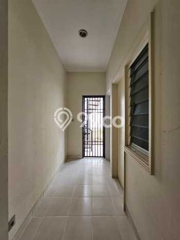 Jual Rumah Mewah Megah Dengan View Eksklusif di Gading Serpong, Tangerang Jual Rumah Mewah Megah Dengan View Eksklusif di Gading Serpong, Tangerang