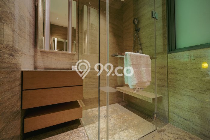 FOR SALE Hunian Apartemen Luxury di Kebayoran Baru dengan 2 Kamar Tidur & Luas 131m2 FOR SALE Hunian Apartemen Luxury di Kebayoran Baru dengan 2 Kamar Tidur & Luas 131m2