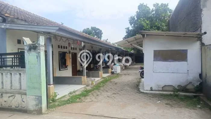 Dijual Kost di Karawang Barat, Karawang, 17 KT, 17 KM, Luas 400m2 Dijual Kost di Karawang Barat, Karawang, 17 KT, 17 KM, Luas 400m2