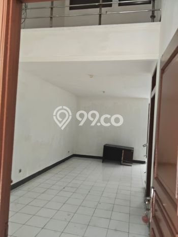Disewakan! Rumah 3 Kamar Tidur &
2 Kamar Mandi di Cijerah, Bandung Disewakan! Rumah 3 Kamar Tidur &
2 Kamar Mandi di Cijerah, Bandung