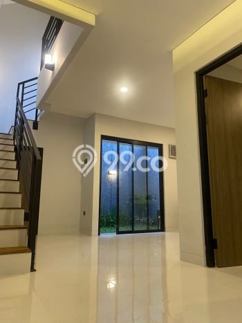 Rumah Luas Asri 3 KT Siap Pakai di Cibubur Jakarta Timur Rumah Luas Asri 3 KT Siap Pakai di Cibubur Jakarta Timur