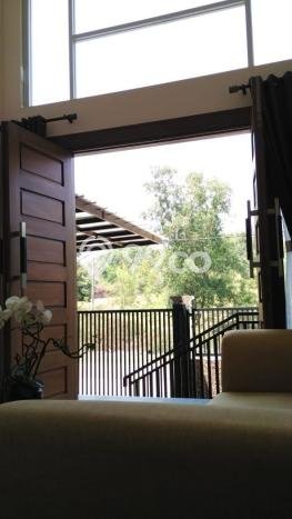 Rumah Luas Asri 5 KT Siap Huni di Cibubur Jakarta Timur Rumah Luas Asri 5 KT Siap Huni di Cibubur Jakarta Timur