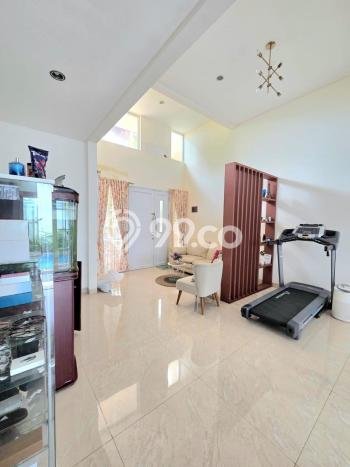 Dijual Rumah Mewah Elegan Dengan View Eksklusif di Cibubur, Jakarta Timur Dijual Rumah Mewah Elegan Dengan View Eksklusif di Cibubur, Jakarta Timur