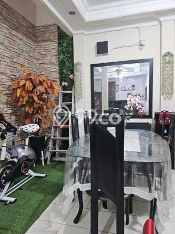 Rumah Luas Asri 4 KT Siap Huni di Cibubur Jakarta Timur Rumah Luas Asri 4 KT Siap Huni di Cibubur Jakarta Timur