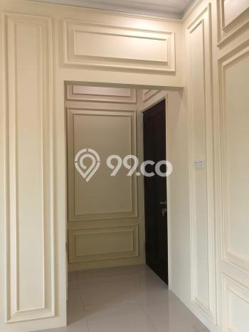 Rumah Elit Modern Tanpa Renovasi di Cibubur Jakarta Timur Rumah Elit Modern Tanpa Renovasi di Cibubur Jakarta Timur