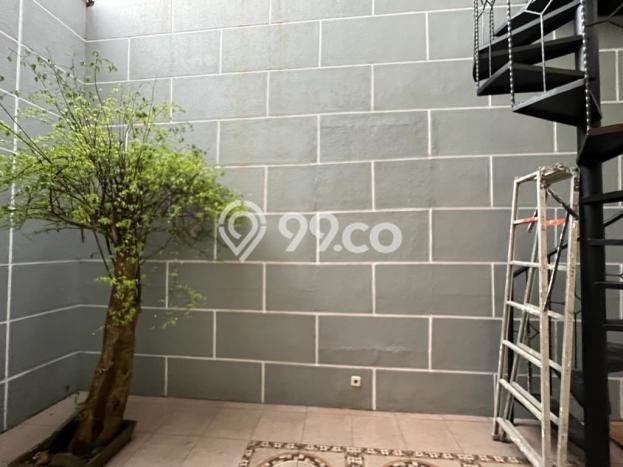 Rumah Minimalis Favorit Siap Huni di Cimanggis LT 204m2 Rumah Minimalis Favorit Siap Huni di Cimanggis LT 204m2