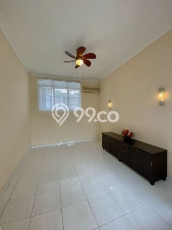 Rumah Modern 3 KT di Cibubur Jakarta Timur Semi Furnished Rumah Modern 3 KT di Cibubur Jakarta Timur Semi Furnished