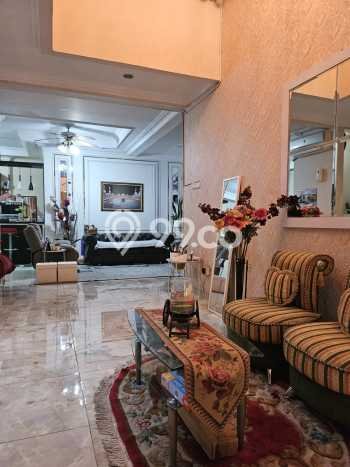 Rumah Luas Asri 4 KT Siap Huni di Cibubur Jakarta Timur Rumah Luas Asri 4 KT Siap Huni di Cibubur Jakarta Timur