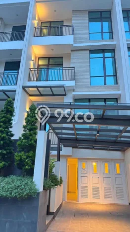 Rumah Mewah LB 373m2 Siap Pakai Desain Elegan di Pondok Indah, Jakarta Selatan Rumah Mewah LB 373m2 Siap Pakai Desain Elegan di Pondok Indah, Jakarta Selatan